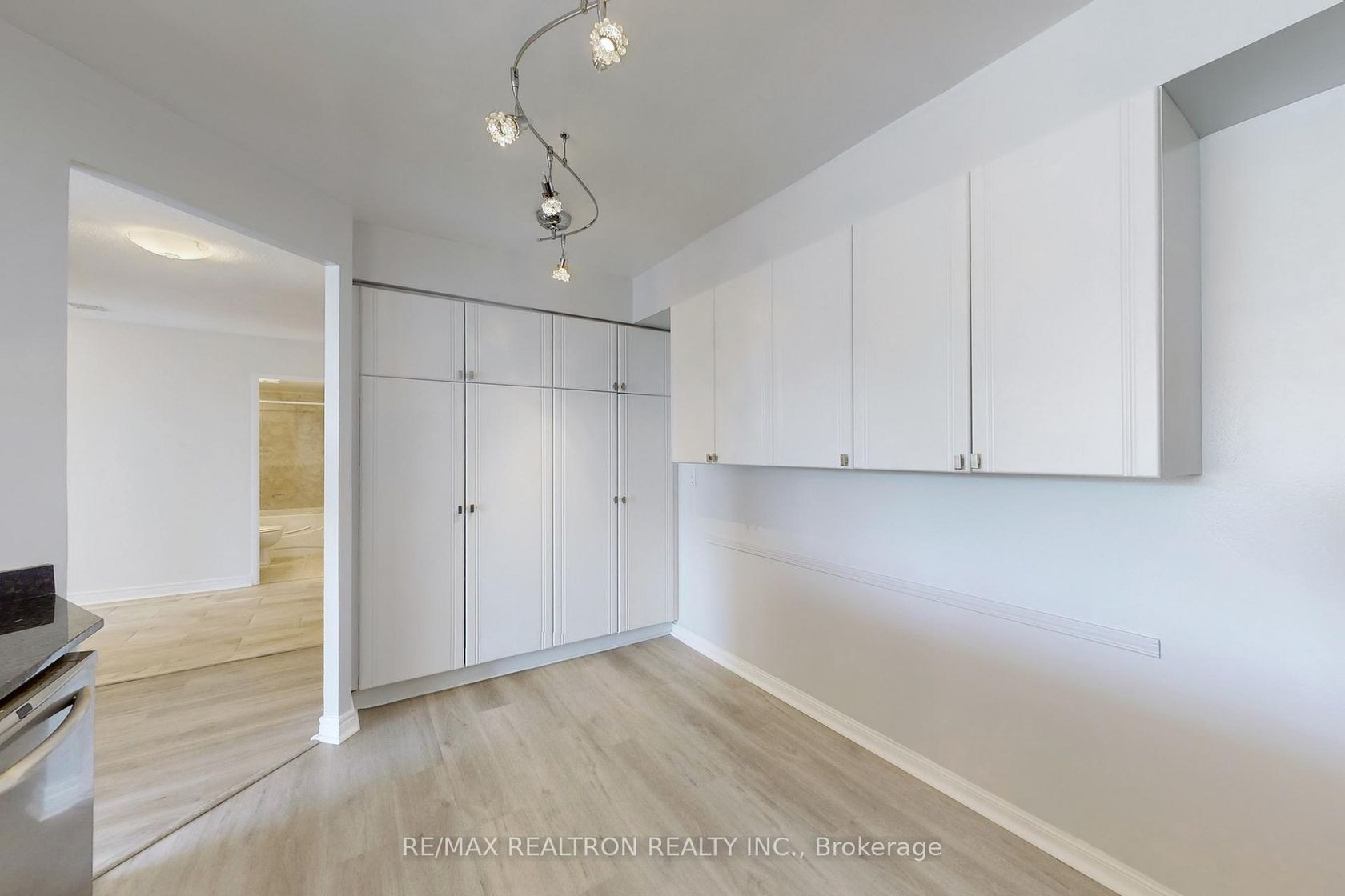 Photo 6 at 407 - 1131 Steeles Avenue W, Branson, Toronto Photo 6 at 407 - 1131 Steeles Avenue W, Branson, Toronto