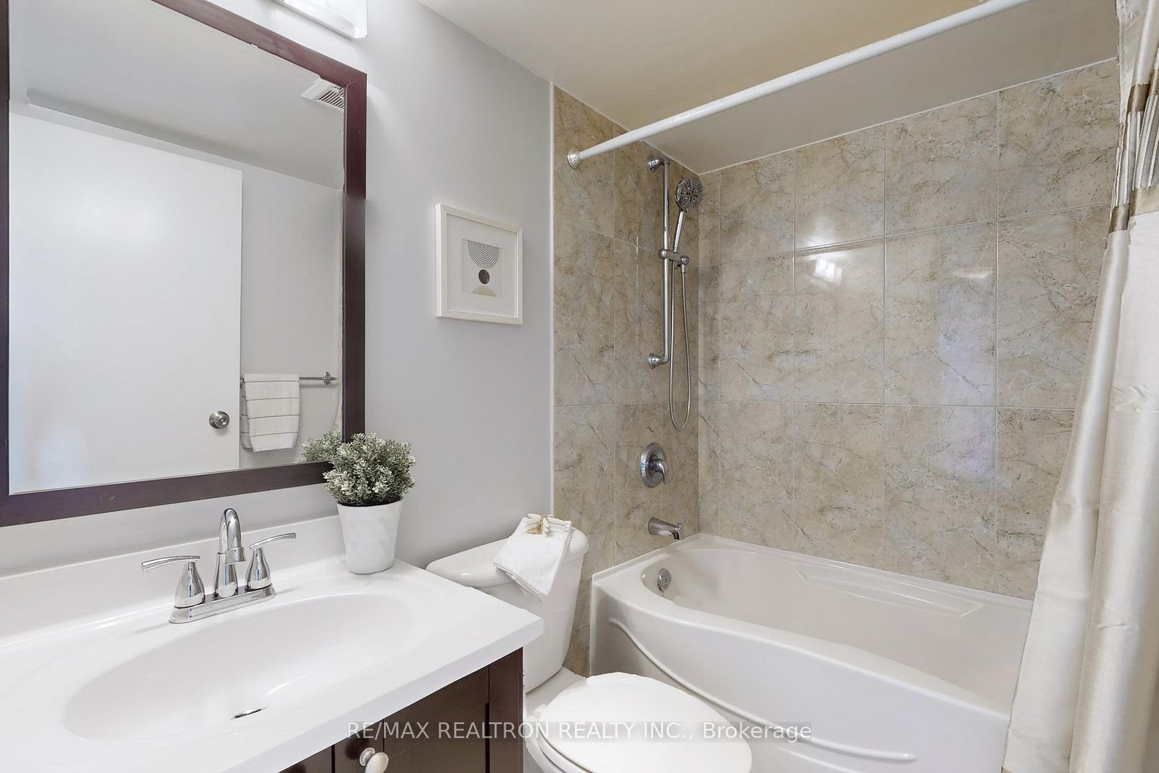 Photo 7 at 407 - 1131 Steeles Avenue W, Branson, Toronto Photo 7 at 407 - 1131 Steeles Avenue W, Branson, Toronto