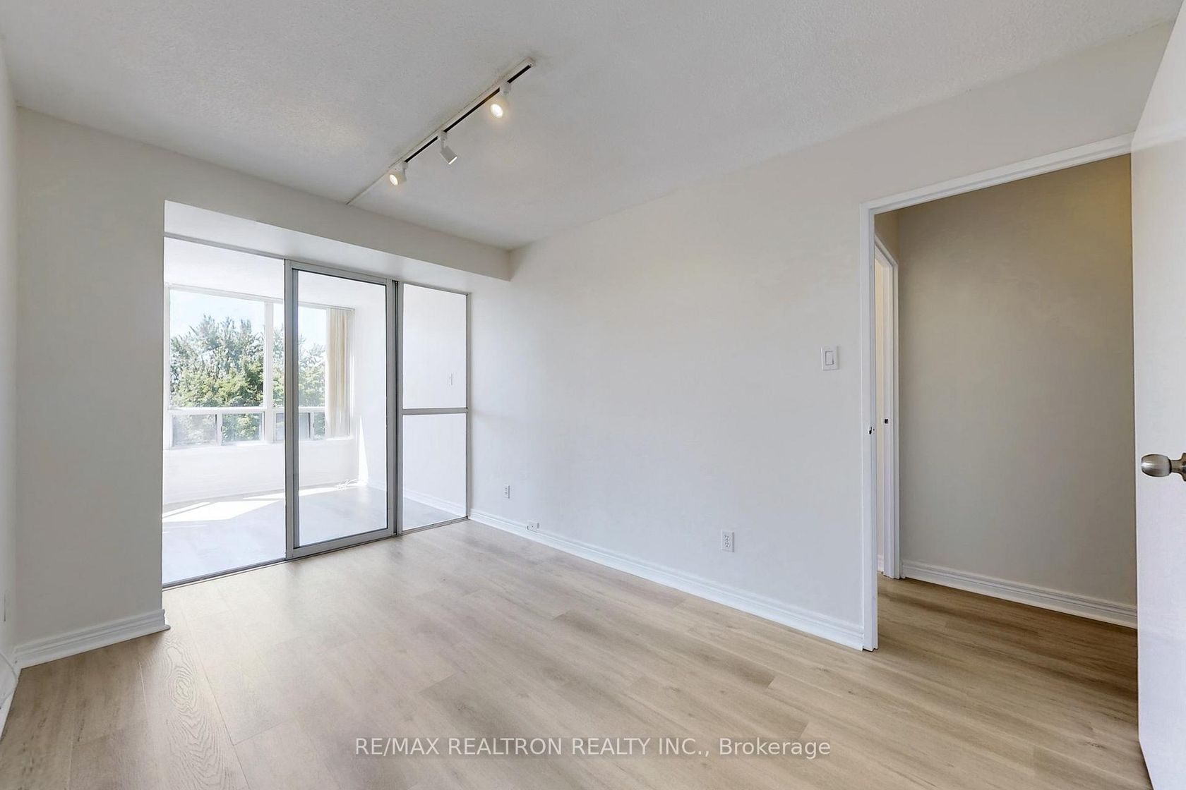 Photo 13 at 407 - 1131 Steeles Avenue W, Branson, Toronto Photo 13 at 407 - 1131 Steeles Avenue W, Branson, Toronto