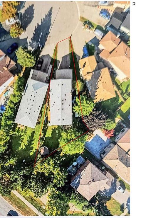 Photo 3 at 15 Miles Court, North Richvale, Richmond Hill