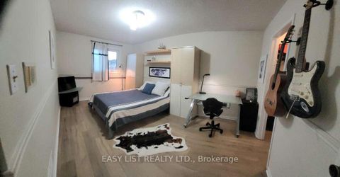 Photo 24 at 15 Miles Court, North Richvale, Richmond Hill