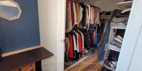 Photo 30 at 15 Miles Court, North Richvale, Richmond Hill