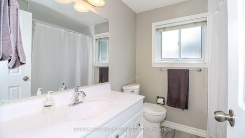 Photo 14 at 71 Briar Road, Allandale Heights, Barrie Photo 14 at 71 Briar Road, Allandale Heights, Barrie