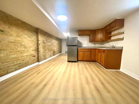 Photo 11 at 147 Winchester Street, South St. James Town, Toronto