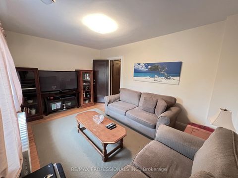Photo 16 at 33 Chandos Avenue, Junction, Toronto Photo 16 at 33 Chandos Avenue, Junction, Toronto