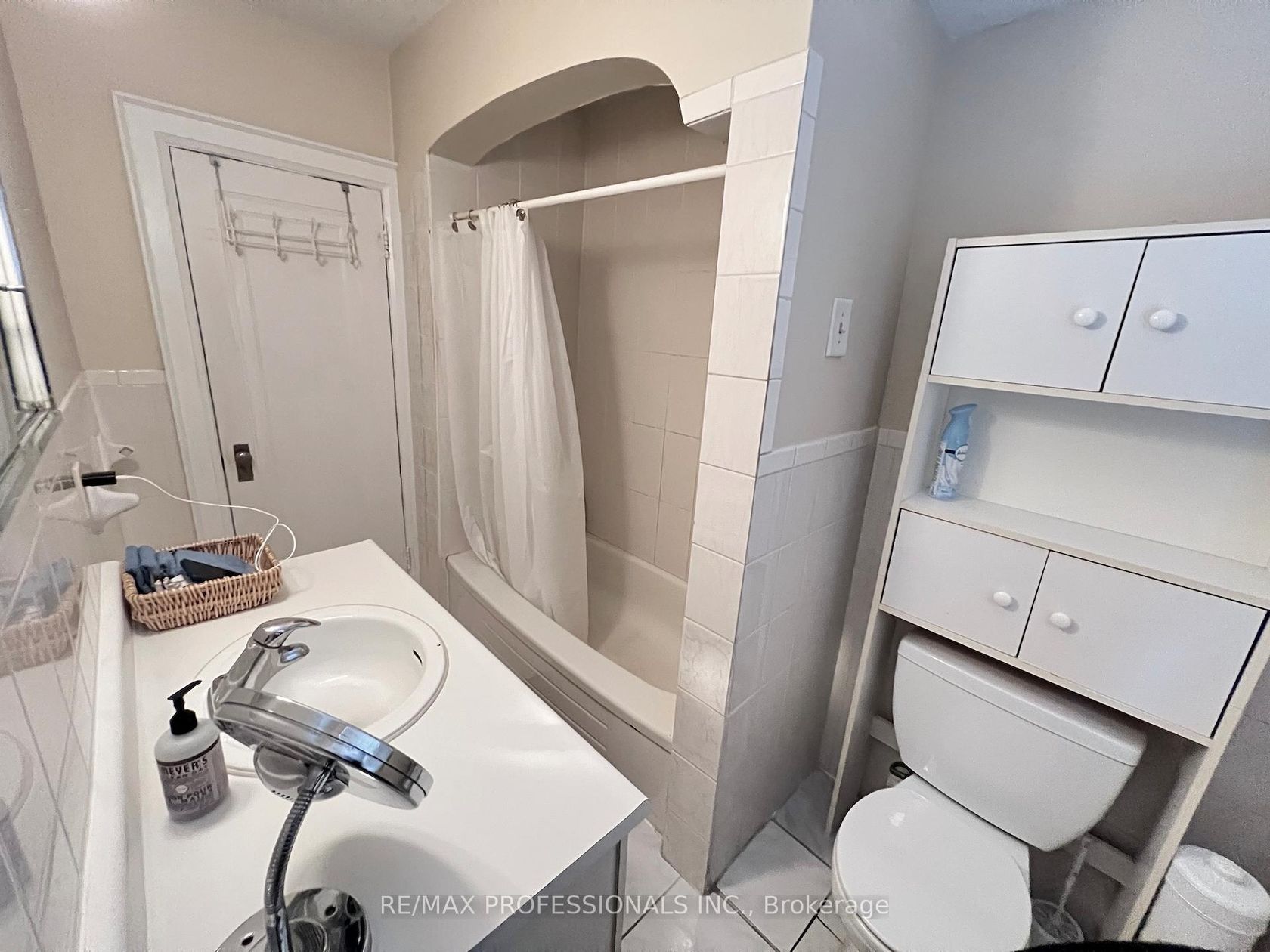 Photo 14 at 33 Chandos Avenue, Junction, Toronto Photo 14 at 33 Chandos Avenue, Junction, Toronto