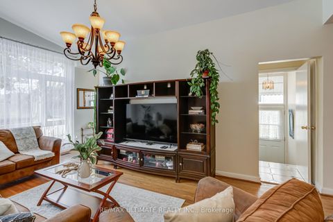 Photo 15 at 29 Clapperton Avenue, Birchmount, Toronto