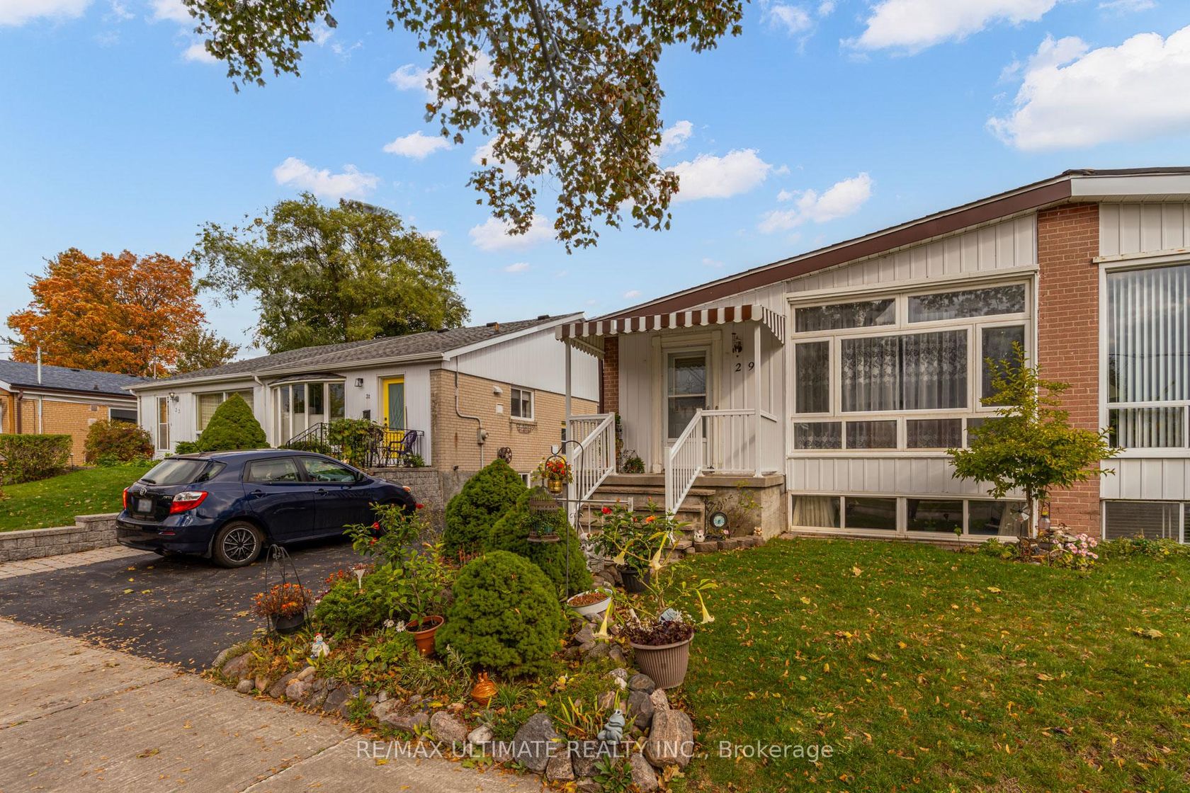 Photo 1 at 29 Clapperton Avenue, Birchmount, Toronto Photo 1 at 29 Clapperton Avenue, Birchmount, Toronto