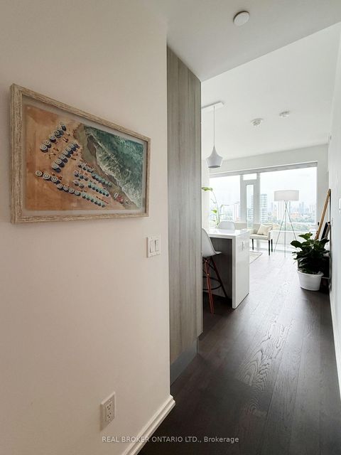 Photo 12 at 2004 - 5 Soudan Avenue, Mount Pleasant West, Toronto