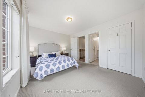 Photo 15 at 20 - 4707 Kingston Road, West Hill, Toronto