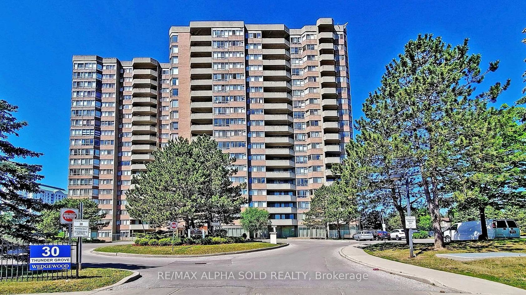 1406 - 30 Thunder Grove, Agincourt North, Toronto photo number 2 1406 - 30 Thunder Grove, Agincourt North, Toronto photo number 2