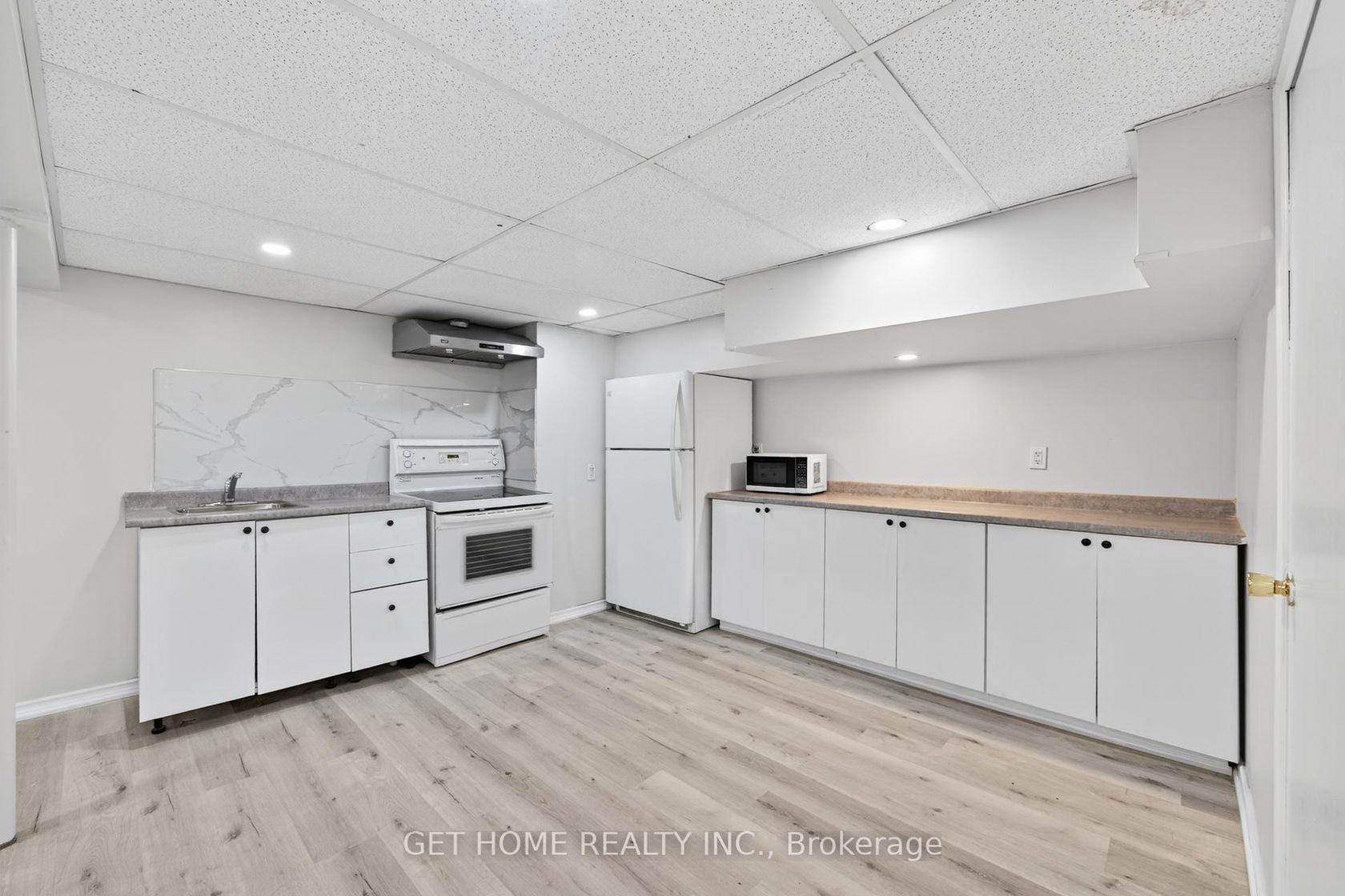 Photo 18 at 18 SHIER Drive, Woburn, Toronto Photo 18 at 18 SHIER Drive, Woburn, Toronto