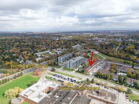 Photo 3 at 111 Milestone Crescent, Aurora Village, Aurora