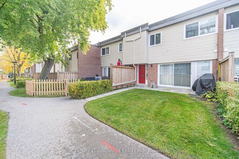 Photo 6 at 111 Milestone Crescent, Aurora Village, Aurora