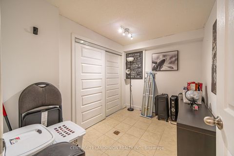 Photo 12 at 111 Milestone Crescent, Aurora Village, Aurora Photo 12 at 111 Milestone Crescent, Aurora Village, Aurora