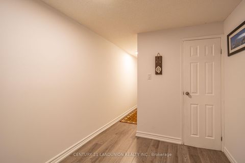 Photo 13 at 111 Milestone Crescent, Aurora Village, Aurora Photo 13 at 111 Milestone Crescent, Aurora Village, Aurora