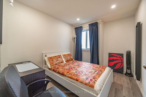 Photo 27 at 111 Milestone Crescent, Aurora Village, Aurora