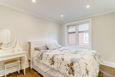 Photo 13 at 24 Evanston Drive, Bathurst Manor, Toronto