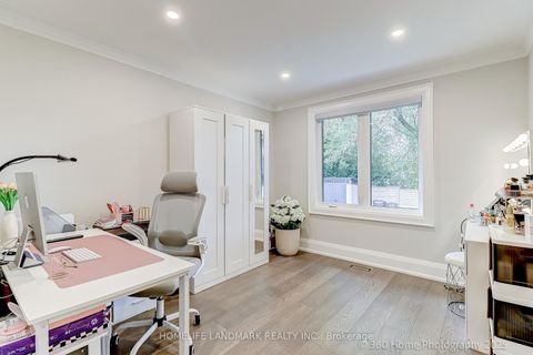 Photo 14 at 24 Evanston Drive, Bathurst Manor, Toronto
