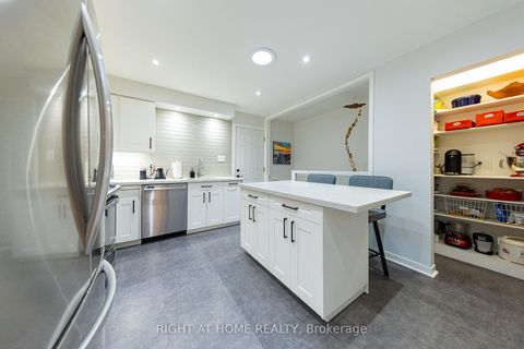 Photo 15 at 27 Bigwin Drive, Aurora Heights, Aurora