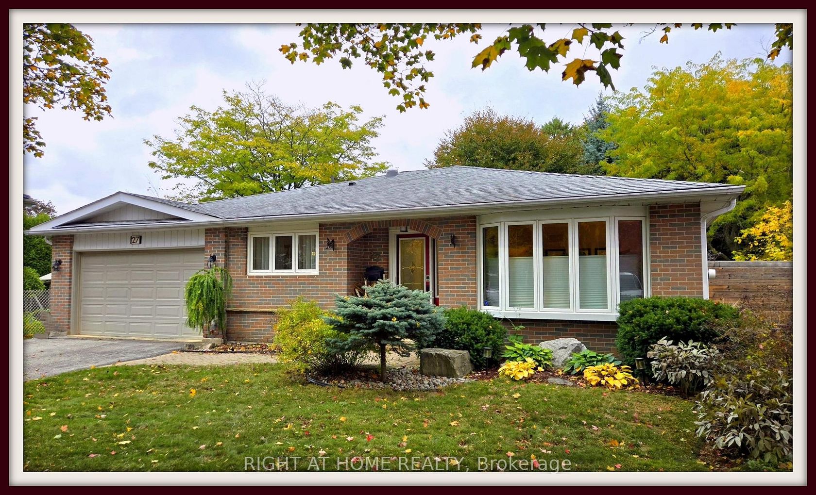 27 Bigwin Drive, Aurora Heights, Aurora photo number 2