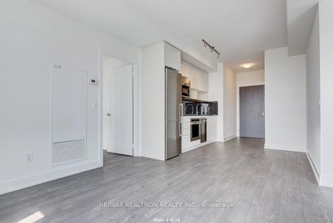 Photo 8 at 4010 - 7 Mabelle Avenue, City Centre West, Toronto