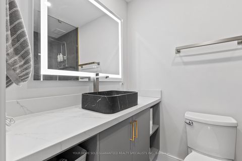 Photo 14 at 146 MILESTONE Crescent, Aurora Village, Aurora