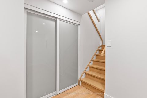 Photo 21 at 146 MILESTONE Crescent, Aurora Village, Aurora