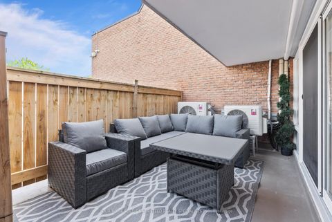 Photo 23 at 146 MILESTONE Crescent, Aurora Village, Aurora Photo 23 at 146 MILESTONE Crescent, Aurora Village, Aurora