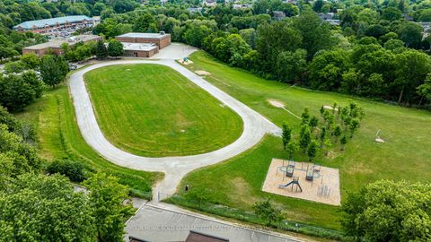 Photo 28 at 146 MILESTONE Crescent, Aurora Village, Aurora