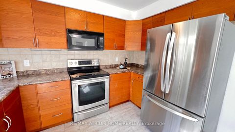Photo 10 at 124 Monique Crescent, East Bayfield, Barrie