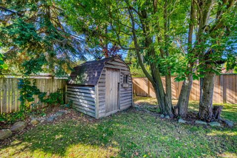 Photo 36 at 21 Brenton Street, Crescent Town, Toronto