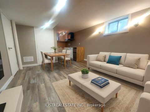 Photo 10 at 43 Anaconda Avenue, Birchmount, Toronto