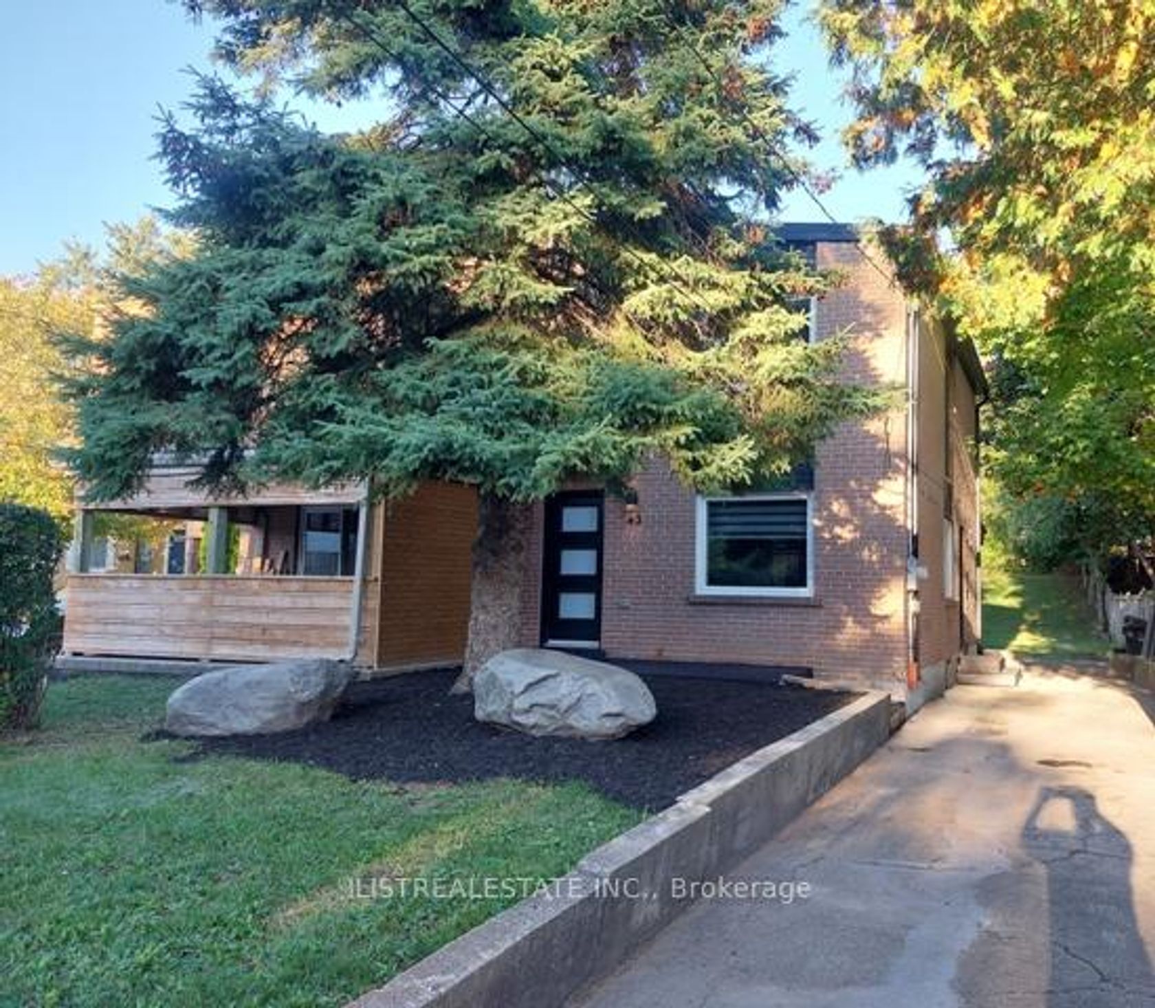 43 Anaconda Avenue, Birchmount, Toronto 