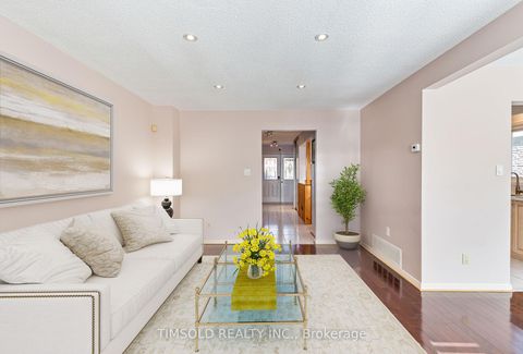 Photo 11 at 47 Carolbreen Square, Agincourt North, Toronto