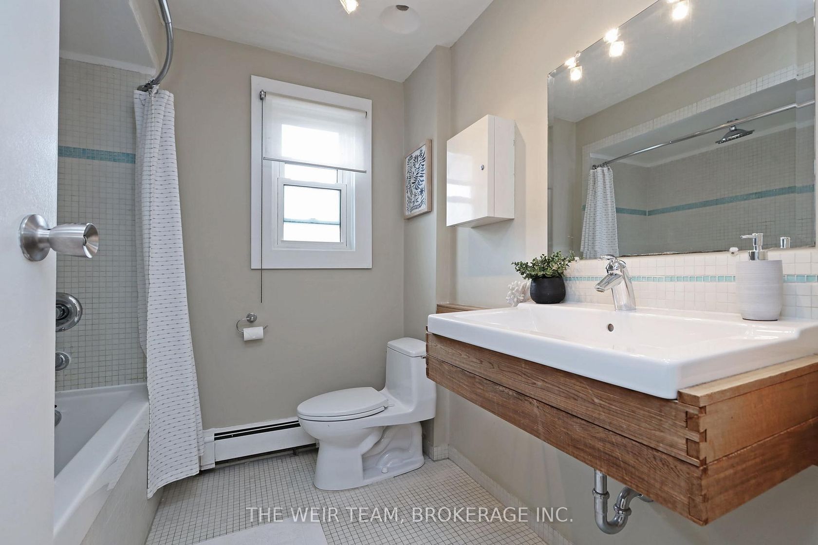 Photo 28 at 157 Mortimer Avenue, East York, Toronto Photo 28 at 157 Mortimer Avenue, East York, Toronto