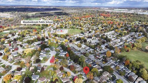 Photo 7 at 109 Meadowbank Road, Leslie Valley, Newmarket