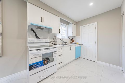 Photo 19 at 109 Meadowbank Road, Leslie Valley, Newmarket