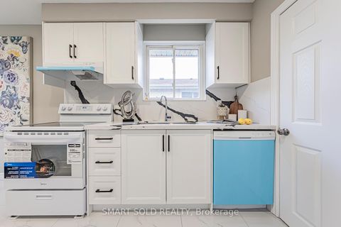 Photo 21 at 109 Meadowbank Road, Leslie Valley, Newmarket
