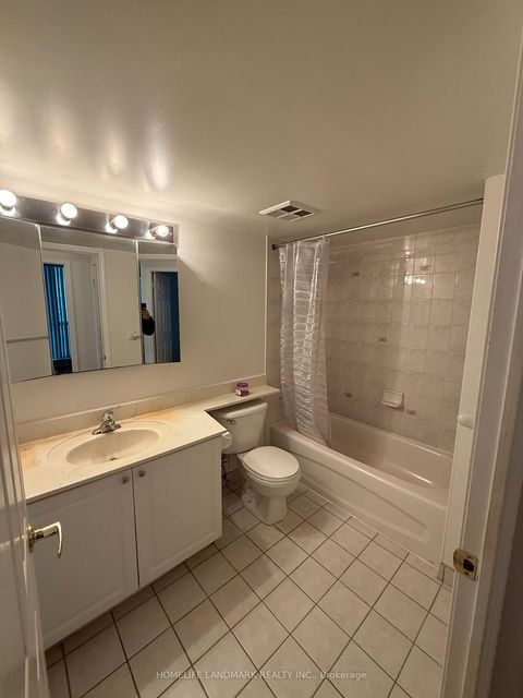 Photo 4 at 215 - 28 Olive Avenue, Willowdale East, Toronto