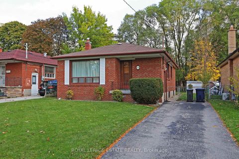 Photo 1 at 9 Peking Road, Woburn, Toronto
