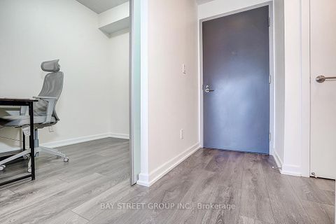 Photo 20 at 1606 - 32 Forest Manor Road, Henry Farm, Toronto
