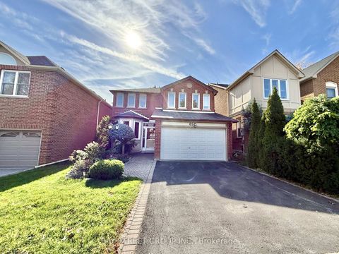 Photo 3 at 65 Rosedale Heights Drive, Uplands, Vaughan