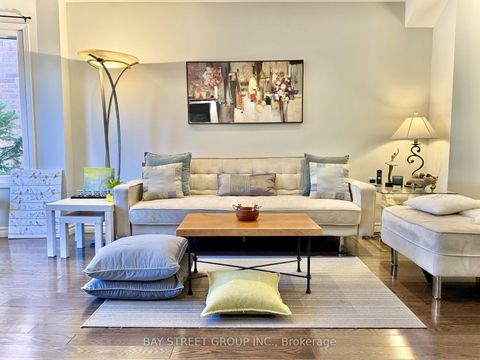 Photo 4 at 65 Rosedale Heights Drive, Uplands, Vaughan