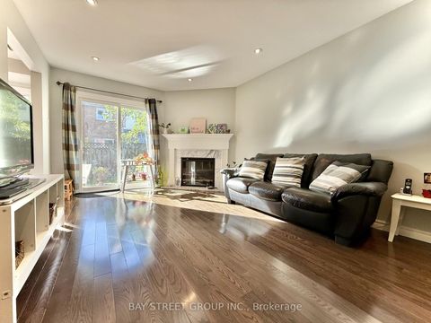 Photo 6 at 65 Rosedale Heights Drive, Uplands, Vaughan