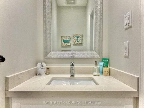 Photo 18 at 65 Rosedale Heights Drive, Uplands, Vaughan