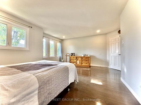 Photo 20 at 65 Rosedale Heights Drive, Uplands, Vaughan