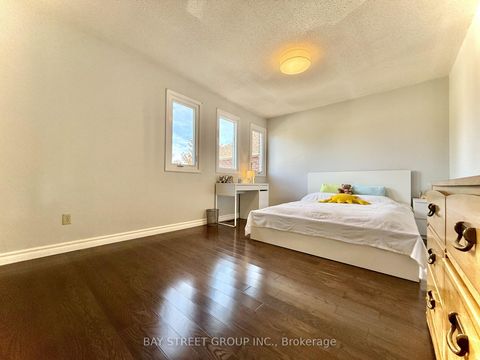 Photo 23 at 65 Rosedale Heights Drive, Uplands, Vaughan