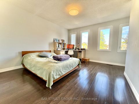 Photo 25 at 65 Rosedale Heights Drive, Uplands, Vaughan