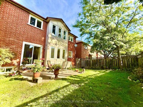 Photo 34 at 65 Rosedale Heights Drive, Uplands, Vaughan